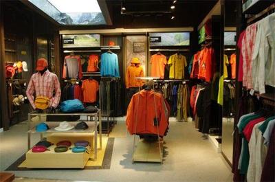 三夫戶外一季度業(yè)績(jī)驟降超600%，投資者憂心忡忡；公司押注生態(tài)圈戰(zhàn)略，能否在鞋帽零售市場(chǎng)突圍？